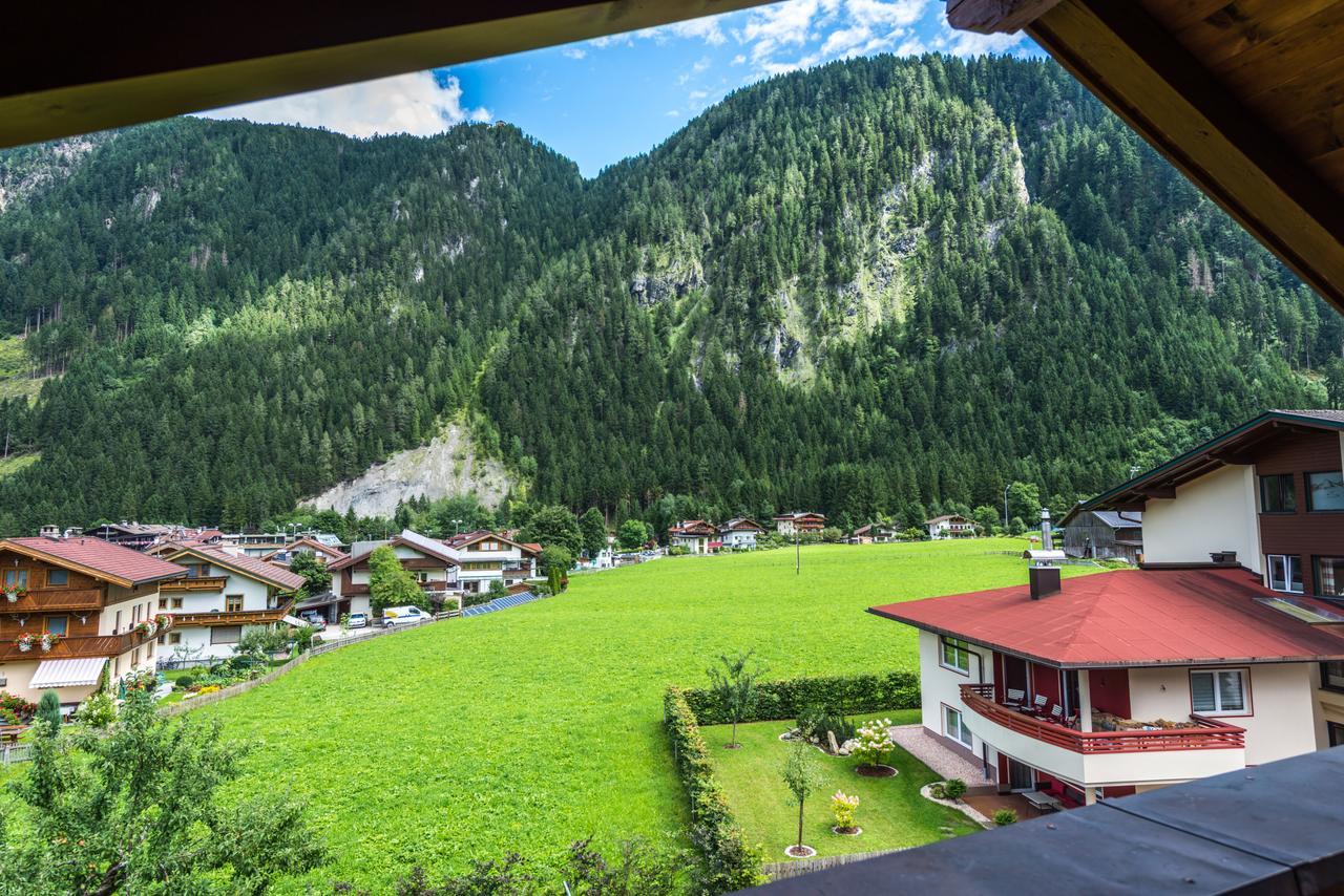 Hotel Moroder Haus Mayrhofen Exterior foto